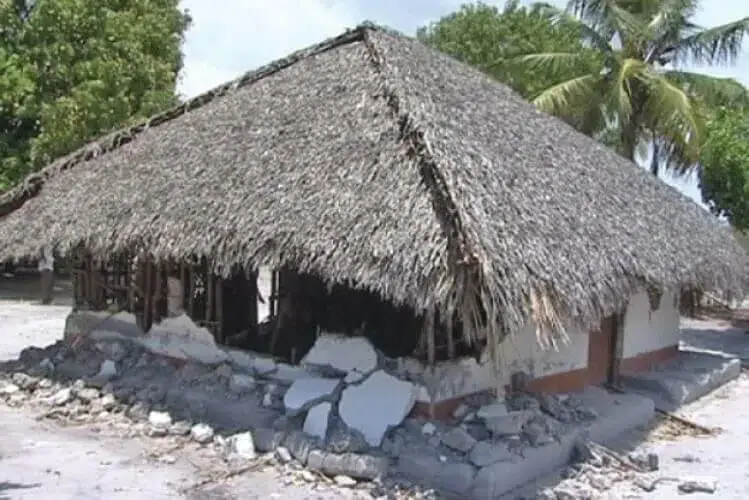 Populares vandalizam casa do Líder Comunitário em Morrua