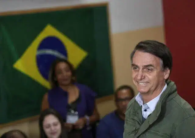 Bolsonaro diz não ser capacitado para presidente mas que Deus capacita os escolhidos