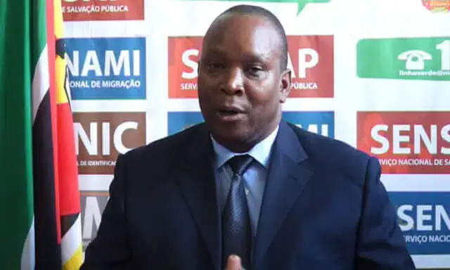 Expulsos funcionários da DNIC acusados de falsificação de documentos em Sofala