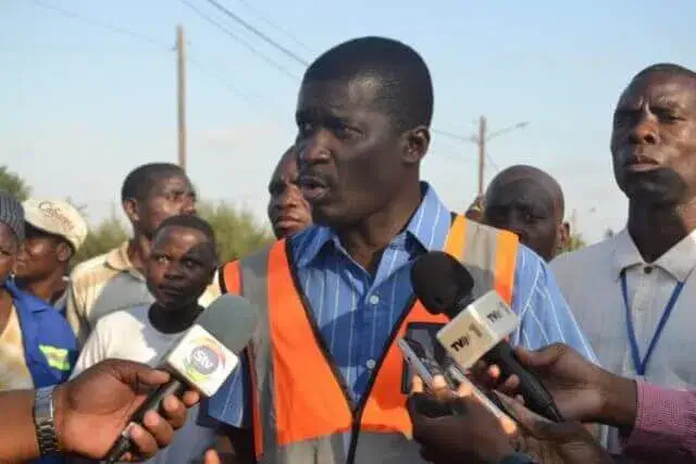 Araújo diz que não haverá salários antes da aprovação do Orçamento Rectificativo