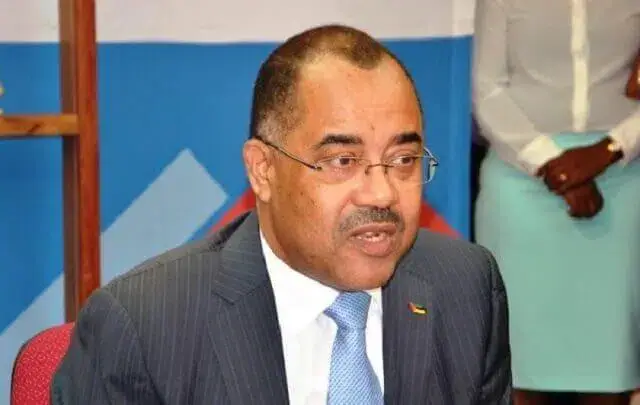 Governo moçambicano em silêncio sobre detenção de Manuel Chang