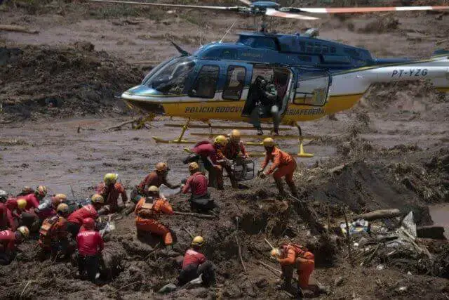 Número de mortos em ruptura de barragem em Brumadinho chega a 157