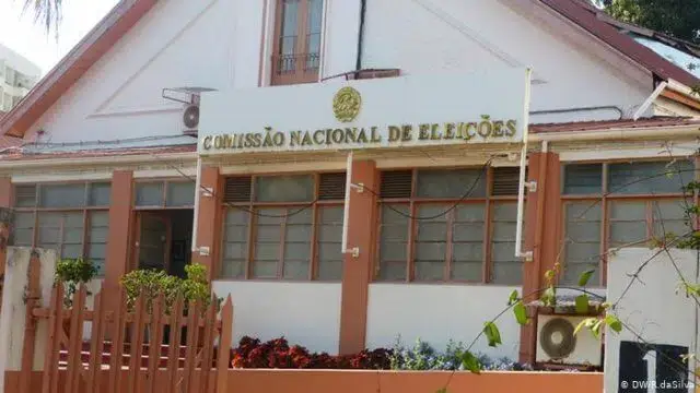 CNE divulga mapa de distribuição de mandatos em Moçambique
