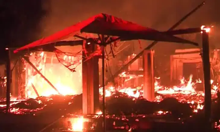 Incêndio destrói dois restaurantes em Nampula
