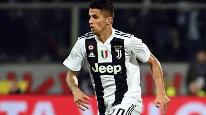 Danilo Alves complica saída de Cancelo