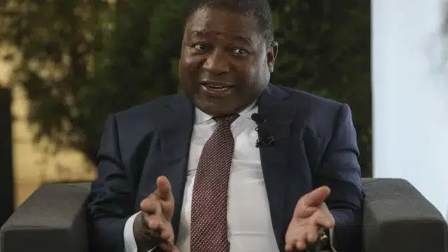 Presidente moçambicano pede aos tribunais que sejam mais educativos