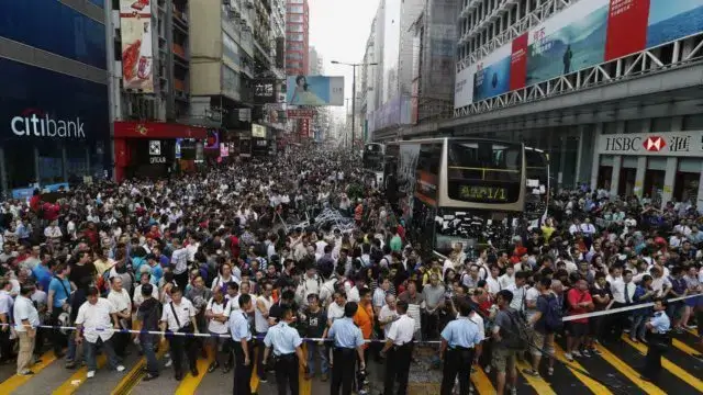 China acusa manifestantes em Hong Kong de quererem derrubar governo local