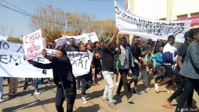 Marcha em repúdio a mortes de mulheres na maternidade de Lichinga termina em detenções