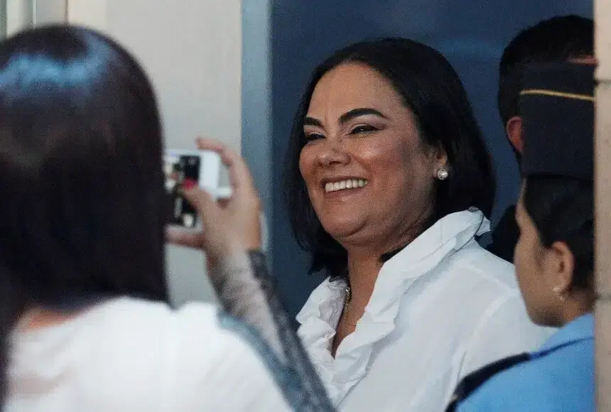 Mulher de ex-presidente das Honduras condenada a 58 anos de prisão