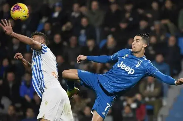 Seis jogos à porta fechada devido ao coronavírus