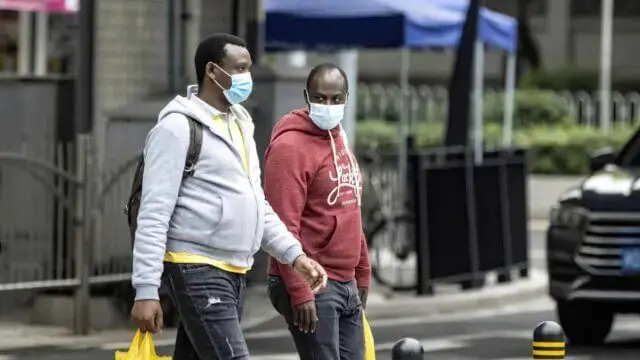 China rejeita acusações de racismo no tratamento a cidadãos africanos