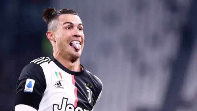 Ronaldo eleito pelos adeptos o melhor de todos os tempos