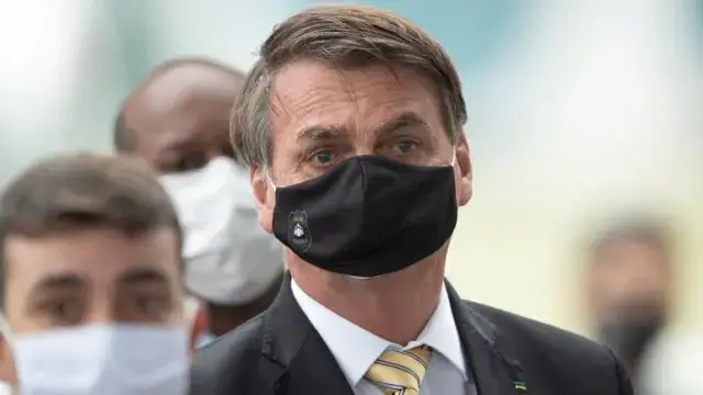 PT brasileiro vai avançar com pedido de destituição do Presidente