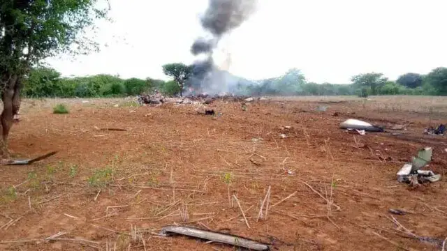 Seis mortos em queda de avião humanitário na Somália