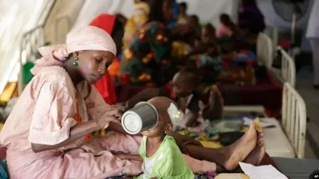 Incêndio em campo de refugiados do Boko Haram estraga festa do Eid na Nigéria