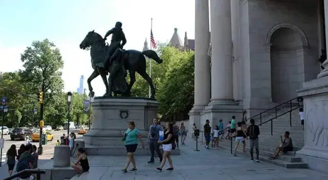 Museu nova-iorquino retira estátua de Roosevelt por glorificar racismo