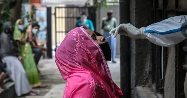 Índia regista recorde diário de quase 20 mil infeções