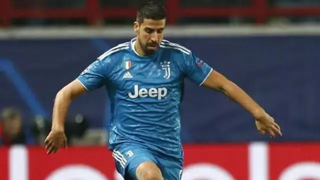 Rescisão de Khedira em cima da mesa