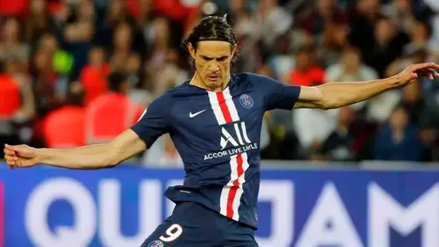 Cavani não será jogador do Benfica
