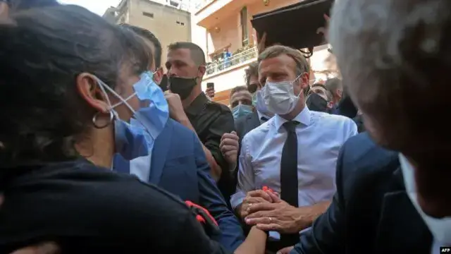 Presidente francês organiza conferência internacional para arrecadar fundos para o Líbano