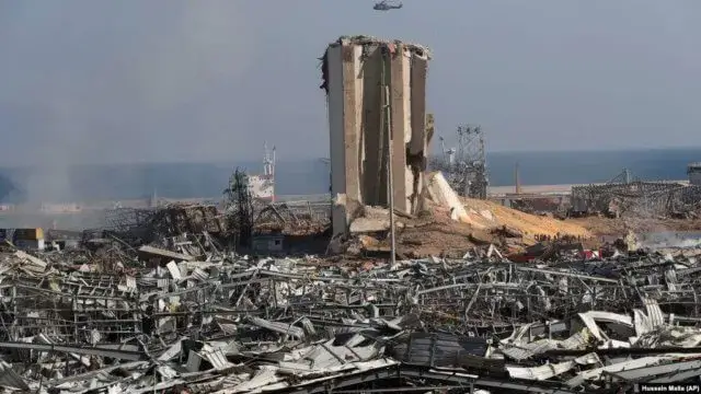 Produto na origem da explosão em Beirute teria por destino Moçambique, autoridades desconhecem