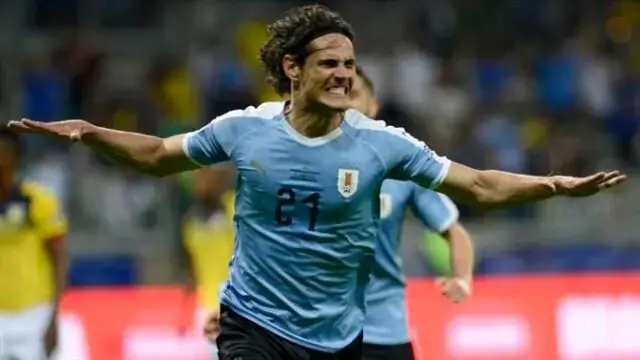 Grêmio desmente acordo com Cavani