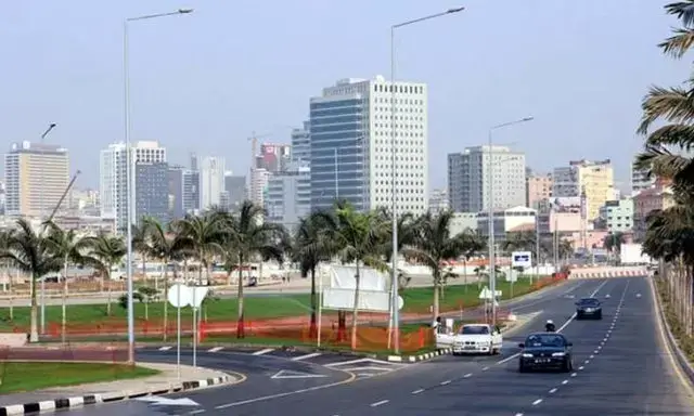 Economia de Angola caiu 8,8% no segundo trimestre