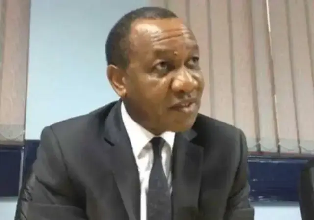 Inicia julgamento do empresário Thomson Mpinganjira, acusado de tentativa de suborno a colectivo de juízes