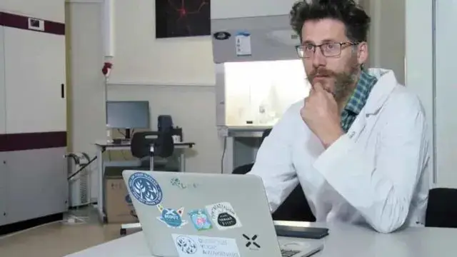 Cientista a trabalhar em vacina contra a Covid-19 encontrado sem vida