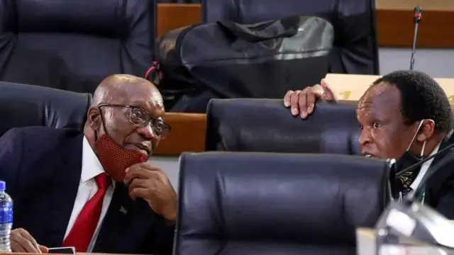 Ex-presidente da África do Sul novamente julgamento por corrupção