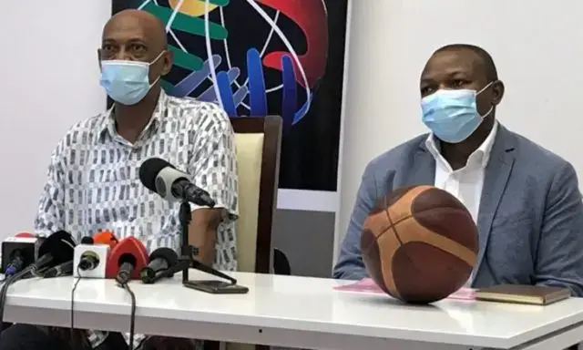 Macome admite abandonar cargo de seleccionador nacional