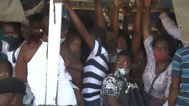 Superlotação nos transportes considerada causa para elevados casos da COVID-19