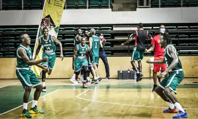 Buzzer beater de Ongwae coloca Quénia no Afrobasket, 28 anos depois