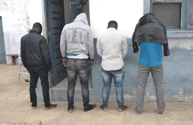 Mais cinco funcionários indiciados no desvio de fundos das escolas