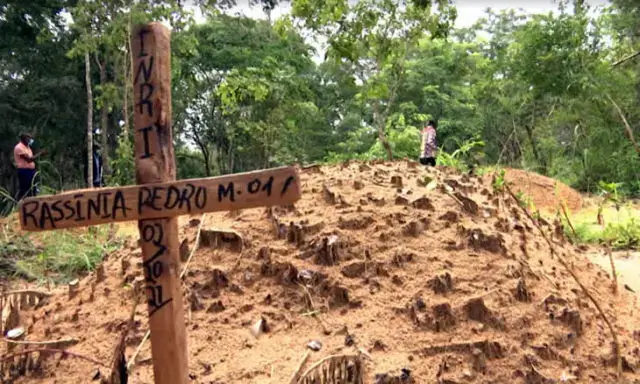 Vinte e cinco membros da mesma família morrem misteriosamente
