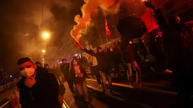 Alemanha combate movimentos que protestam a medida de confinamento contra Covid-19