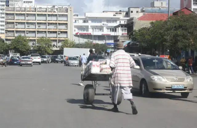 Cidade de Maputo pretende licenciar condutores de “txovas”
