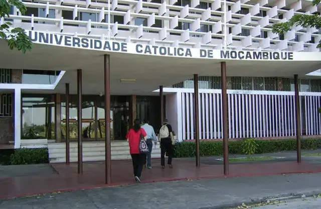 UCM trabalha na produção de xaropes à base de plantas para tratamento de doenças