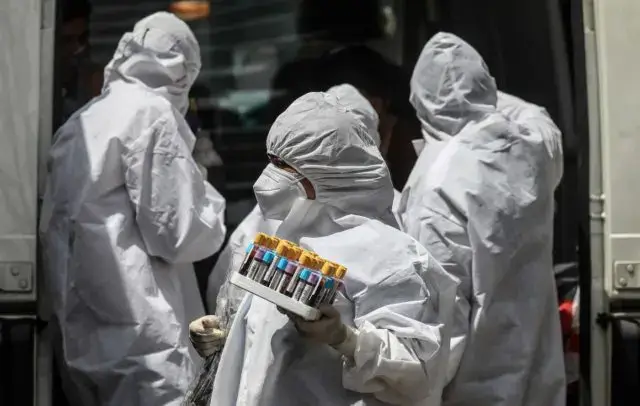 Variante da Covid-19 detetada na Índia presente em 44 países