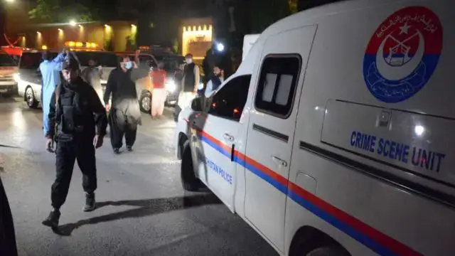 Autocarro capota e faz 19 mortos e 50 feridos no Paquistão