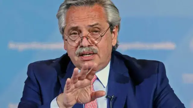 Presidente da Argentina diz que brasileiros saíram da selva