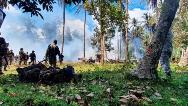 Aumentou para 50 as vítimas mortais pelo acidente de avião militar filipino