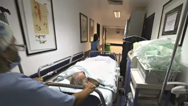 Menina de 14 anos morre de Covid-19 após pais recusarem que fosse ventilada