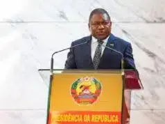 Presidente da República alivia uso da máscara