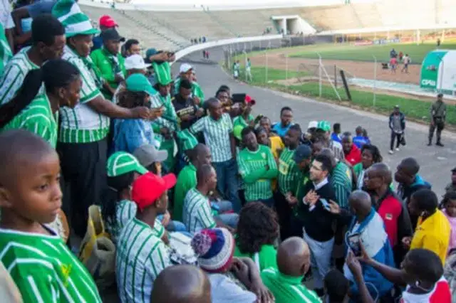 Autorizada a presença de público nos recintos desportivos