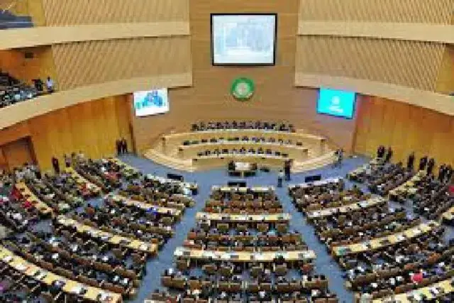 União Africana condenou o golpe de Estado em que presidente Alpha Condé foi detido por militares na Guiné-Conacri