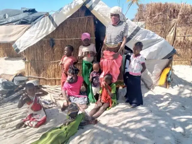 Falta de água periga a saúde dos mais de 3000 deslocados em Matemo