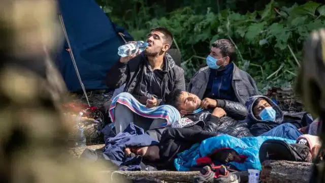 Manifestantes protestaram contra rejeição de migrantes nas fronteiras da Polónia