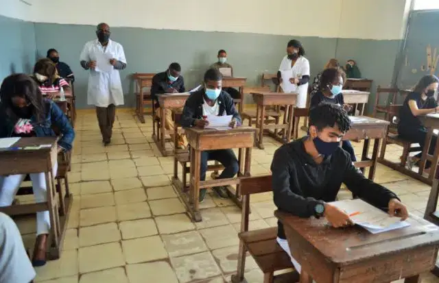 Iniciam hoje exames do Ensino secundário em todo o país