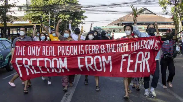 Líder foi condenada por incitar à agitação popular e violar regulamentos sanitários